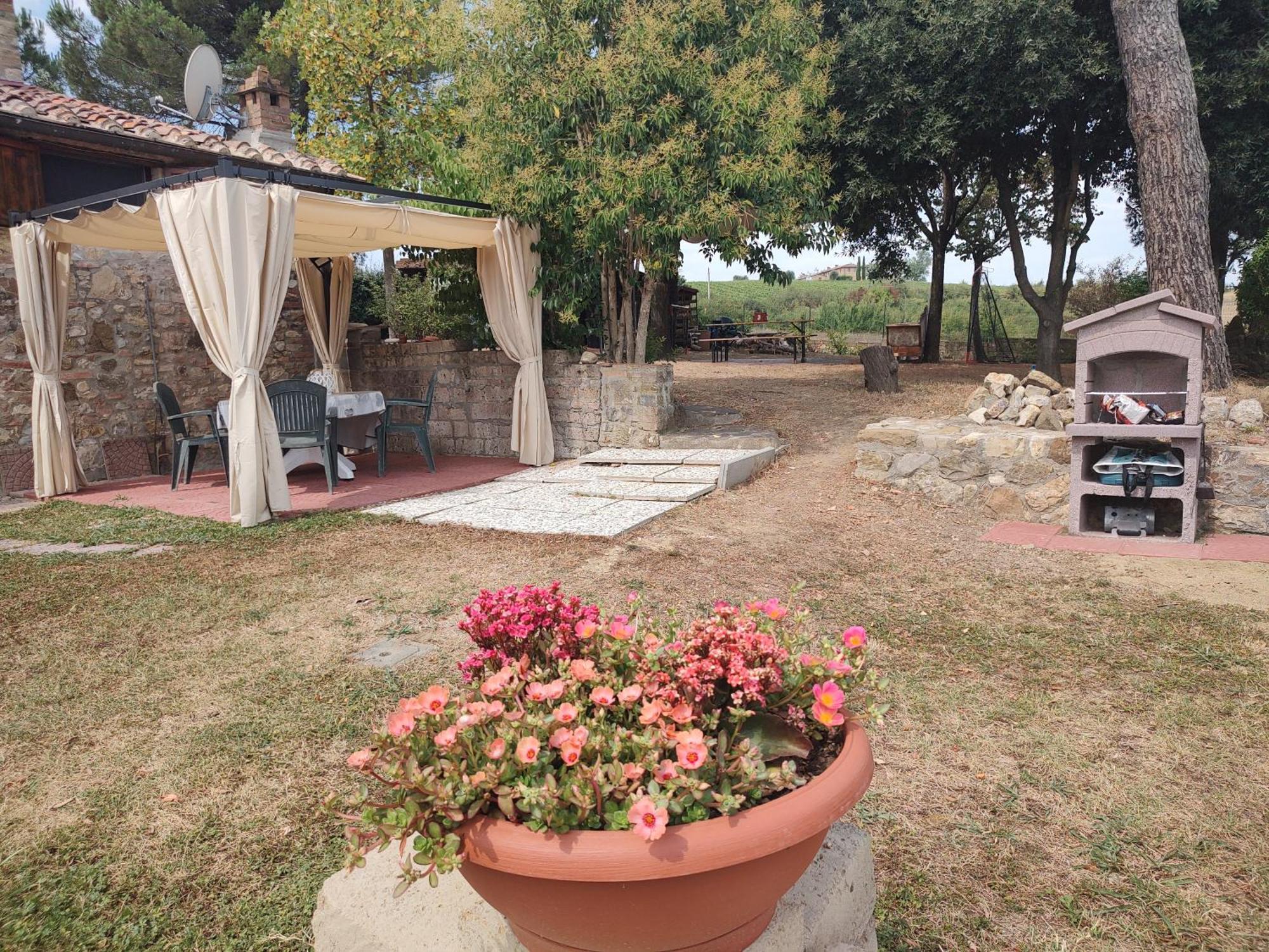 Il Giardino Del Chianti Lägenhet Siena Exteriör bild